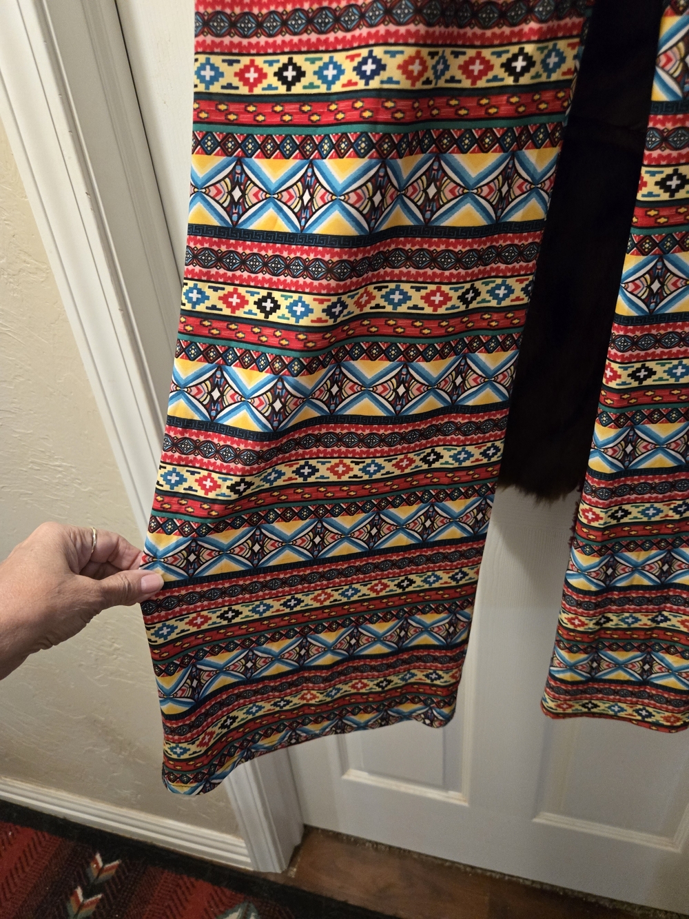 WinWin Multicolor Aztec-Pattern Wide Leg Pants - Picture 2 of 6